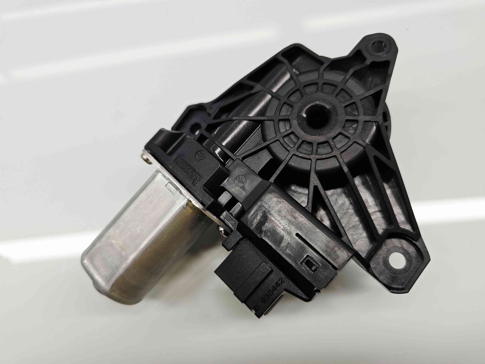 Motoras geam stanga spate Mercedes Clasa C Combi (W205) [Fabr 2015-prezent] - imagine 3