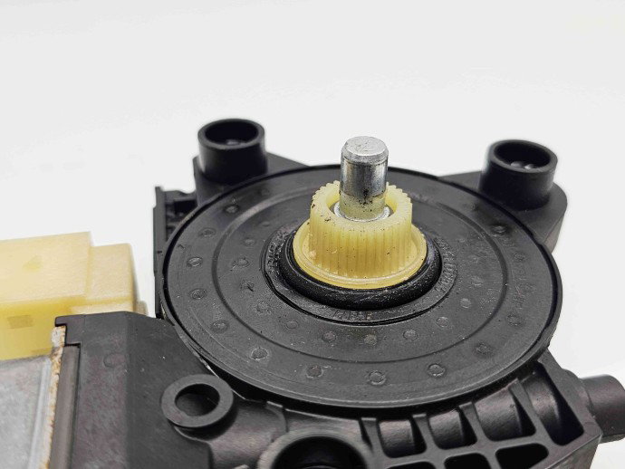 Motoras geam stanga spate Mercedes Clasa C (W203) [Fabr 2000-2007]