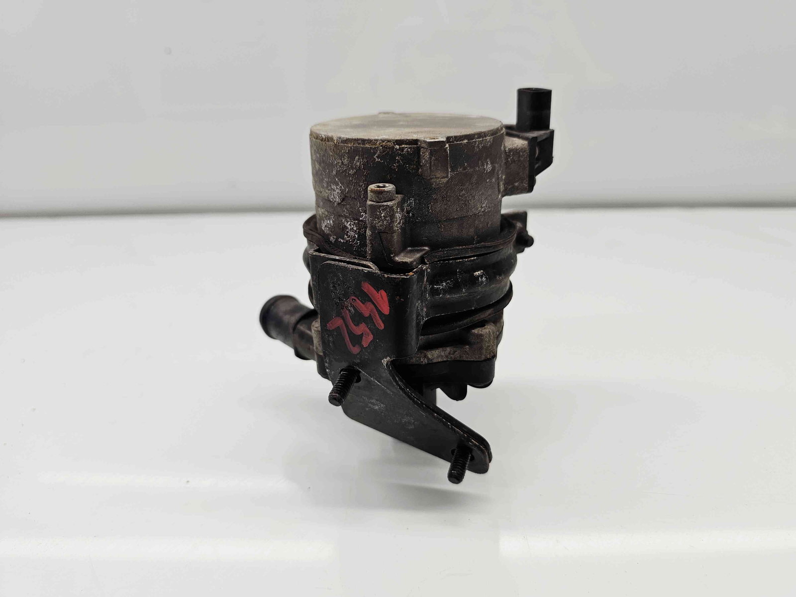 Pompa recirculare apa Audi A7 Sportback (4GA) [Fabr 2011-2017] 8K0965567B 4.0 TFSI CEUC 309KW / 420CP - imagine 3