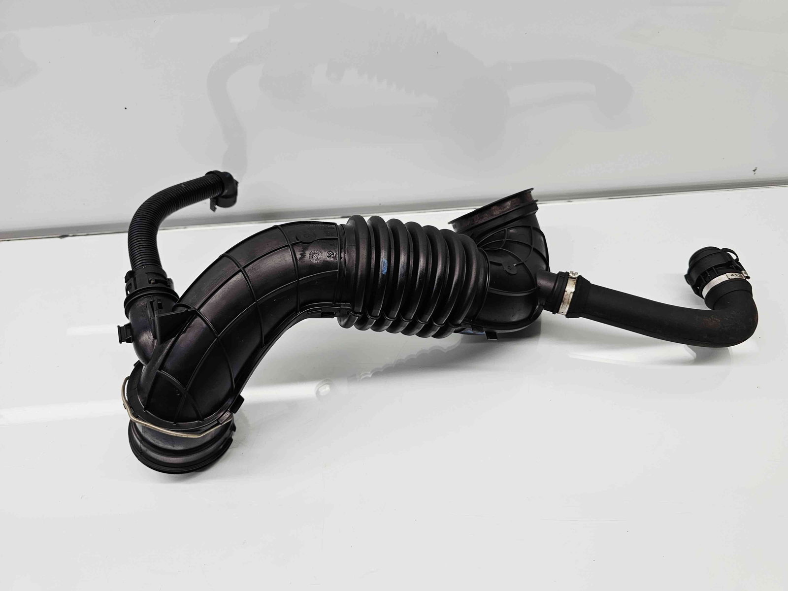 Tub admisie aer Bmw 3 Touring (F31) [Fabr 2012-2017] 7810745 2.0 N47D20 135KW / 184CP - imagine 2