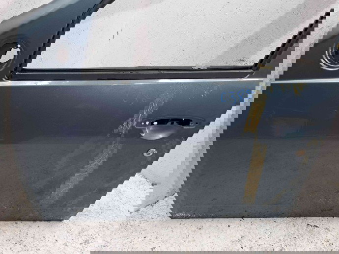 Usa stanga fata Dacia Duster [Fabr 2010-2017]