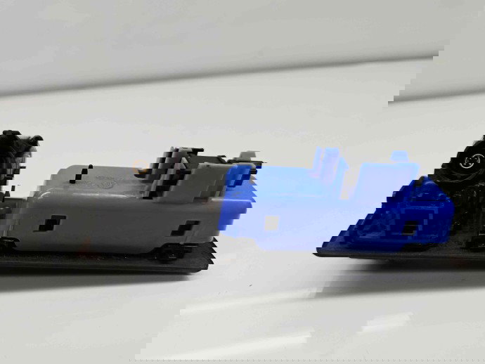  Buton deschidere portbagaj Bmw 3 (F30) [Fabr 2012-2017] 7368753