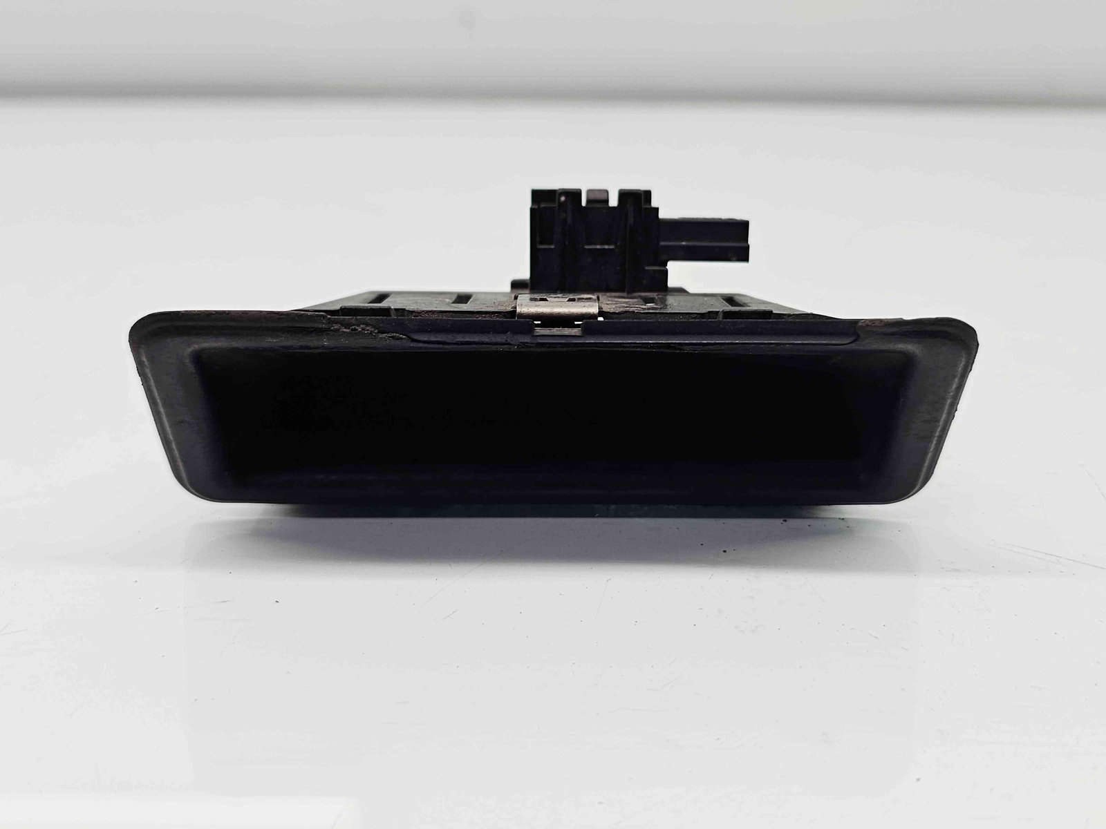 Buton deschidere portbagaj Bmw 3 (E90) [Fabr 2005-2011] 7118158 - imagine 1