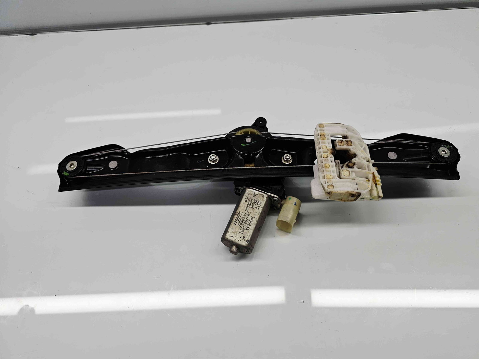 Macara electrica geam dreapta spate Bmw 3 Touring (F31) [Fabr 2012-2017] - imagine 1