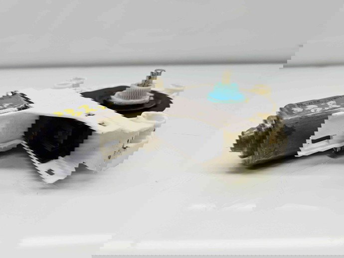 Motoras geam dreapta spate Audi A4 (8K5, B8) Avant [Fabr 2008-2015]