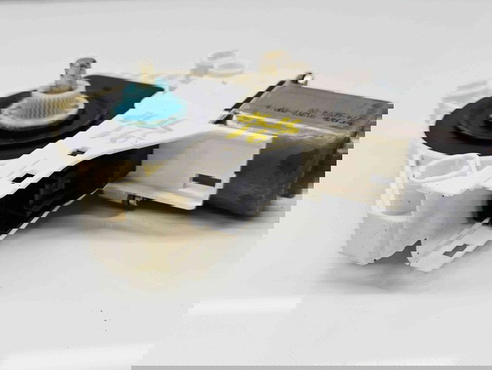 Motoras geam stanga spate Audi A4 (8K5, B8) Avant [Fabr 2008-2015]