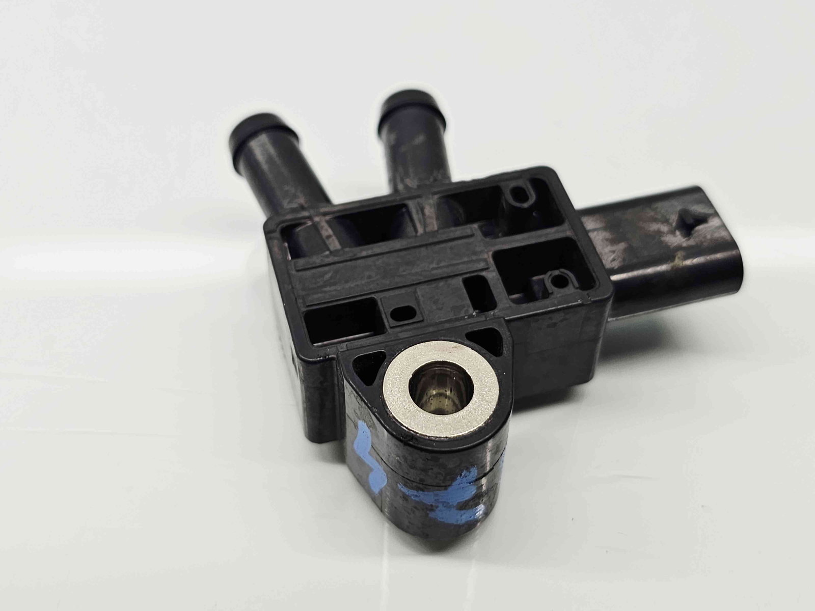 Senzor presiune Mercedes Clasa C Combi (W205) [Fabr 2015-prezent] A0009056503 - imagine 4