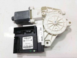 Motoras geam stanga spate 8P4959801D Audi A3 BKD 2006