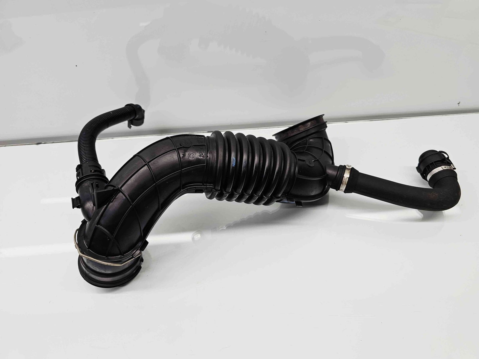 Tub admisie aer Bmw 1 (F20, F21) [Fabr 2011-2017] 7810745 2.0 N47D20 135KW / 184CP - imagine 4