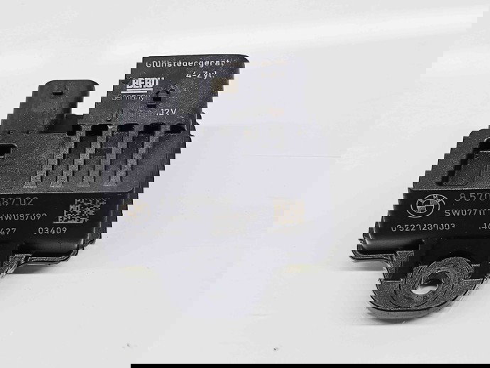  Releu  Bmw 5 (F10) [Fabr 2011-2016] 8570087 