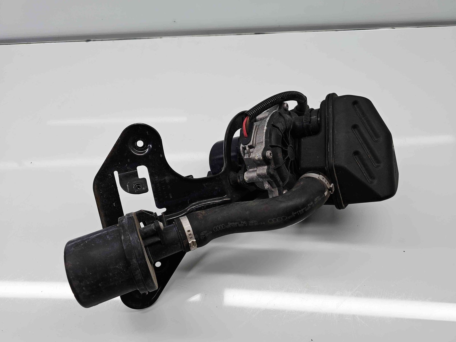 Pompa aer AUDI A6 (4G5, C7) [Fabr 2011-2017] 079959231C 4.0 TFSI CEUC 309KW / 420CP - imagine 2