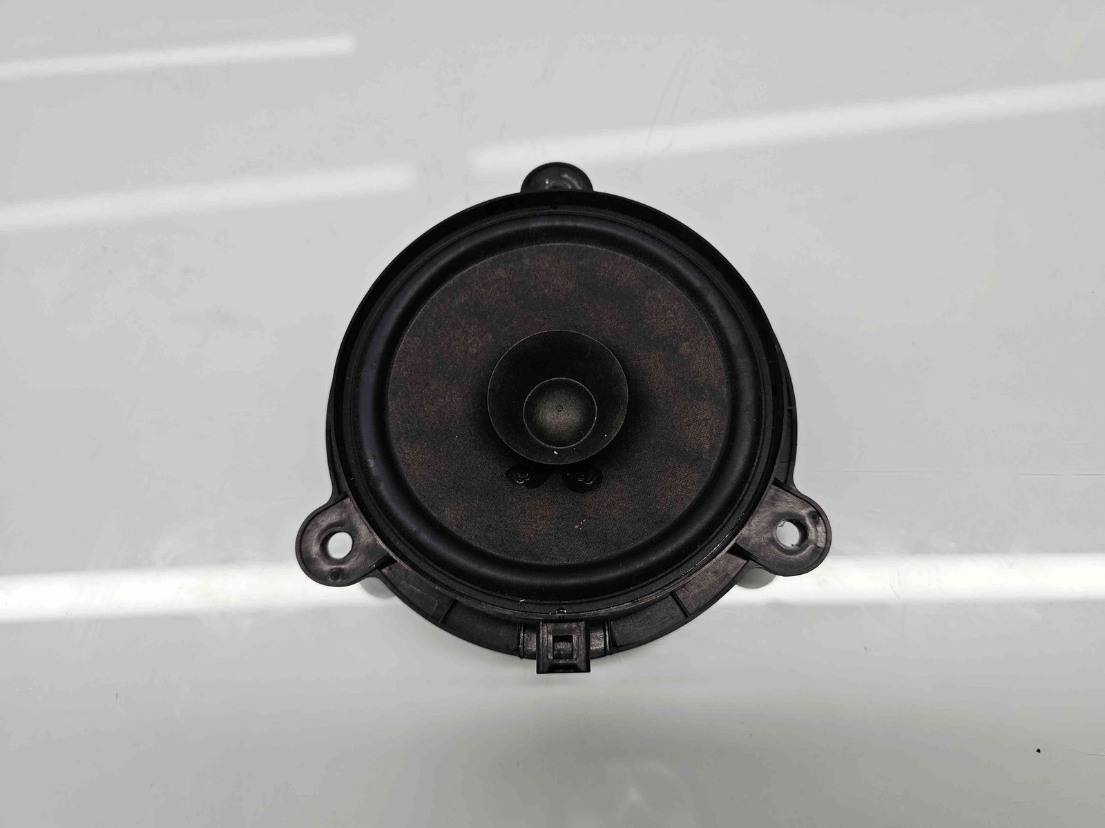 Boxa dreapta spate Dacia Sandero 2 [Fabr 2012-prezent] 281444271R - imagine 1