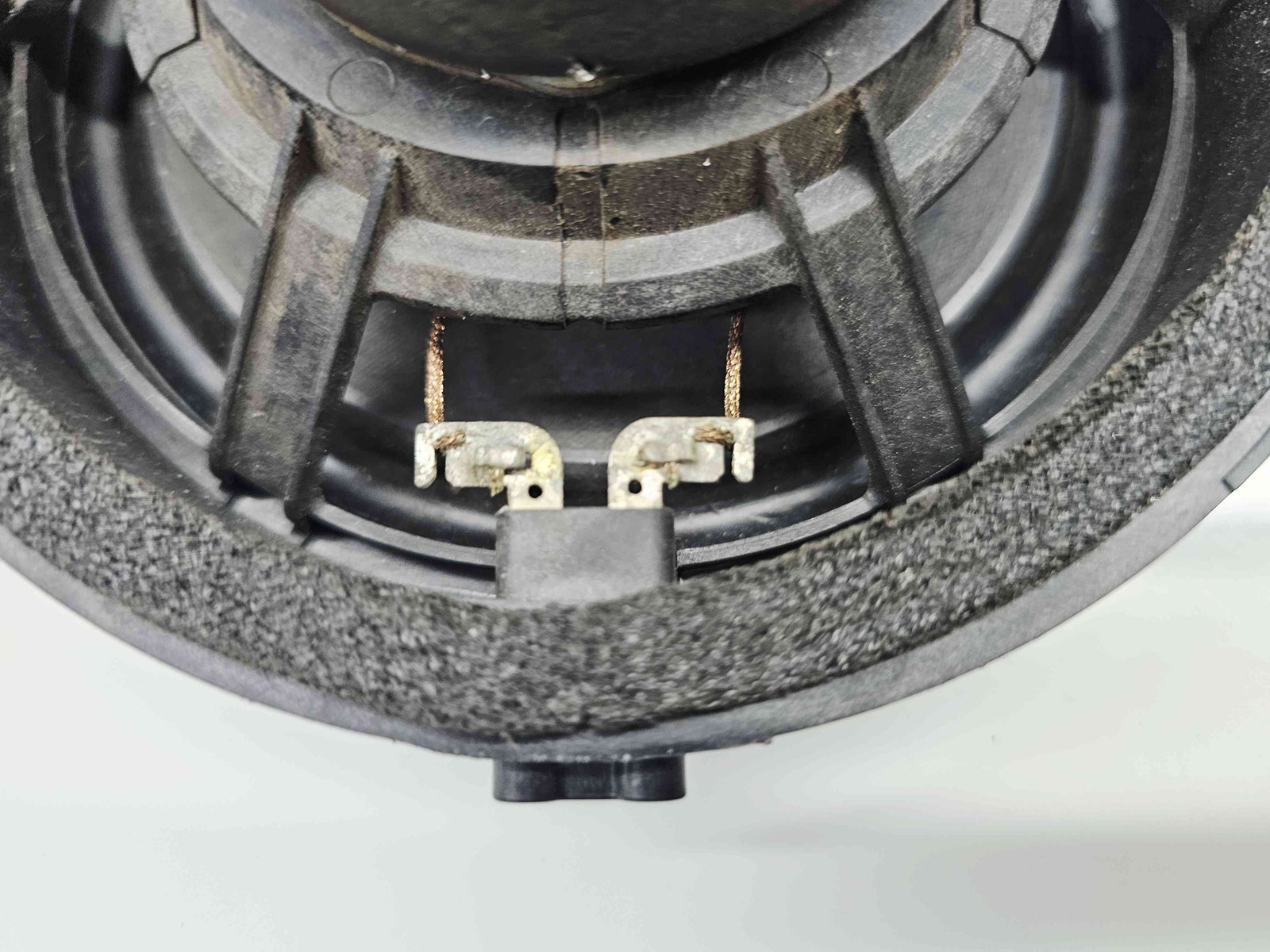 Boxa dreapta spate Dacia Sandero 2 [Fabr 2012-prezent] 281444271R - imagine 4