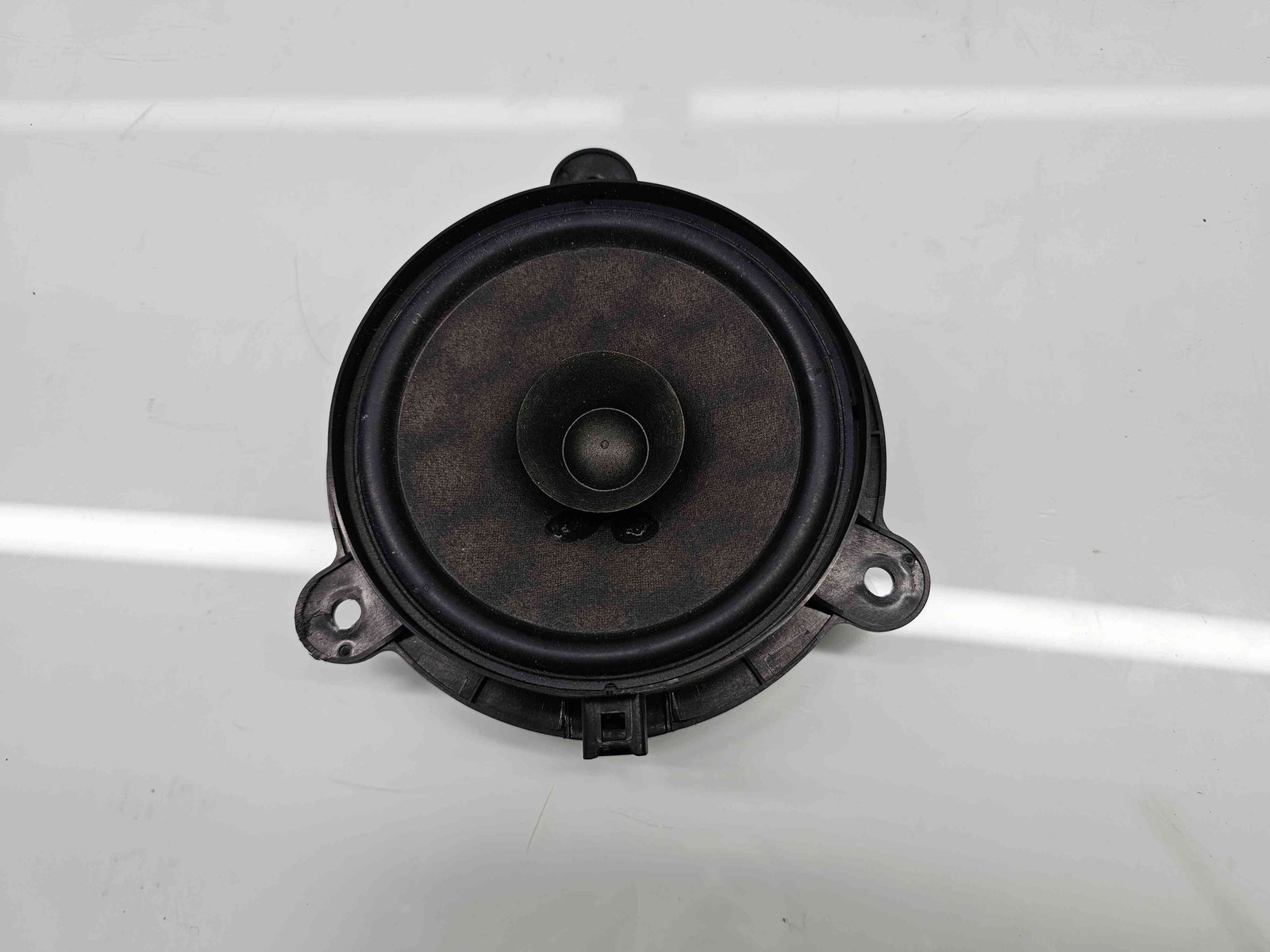 Boxa stanga spate Dacia Sandero 2 [Fabr 2012-prezent] 281444271R - imagine 1