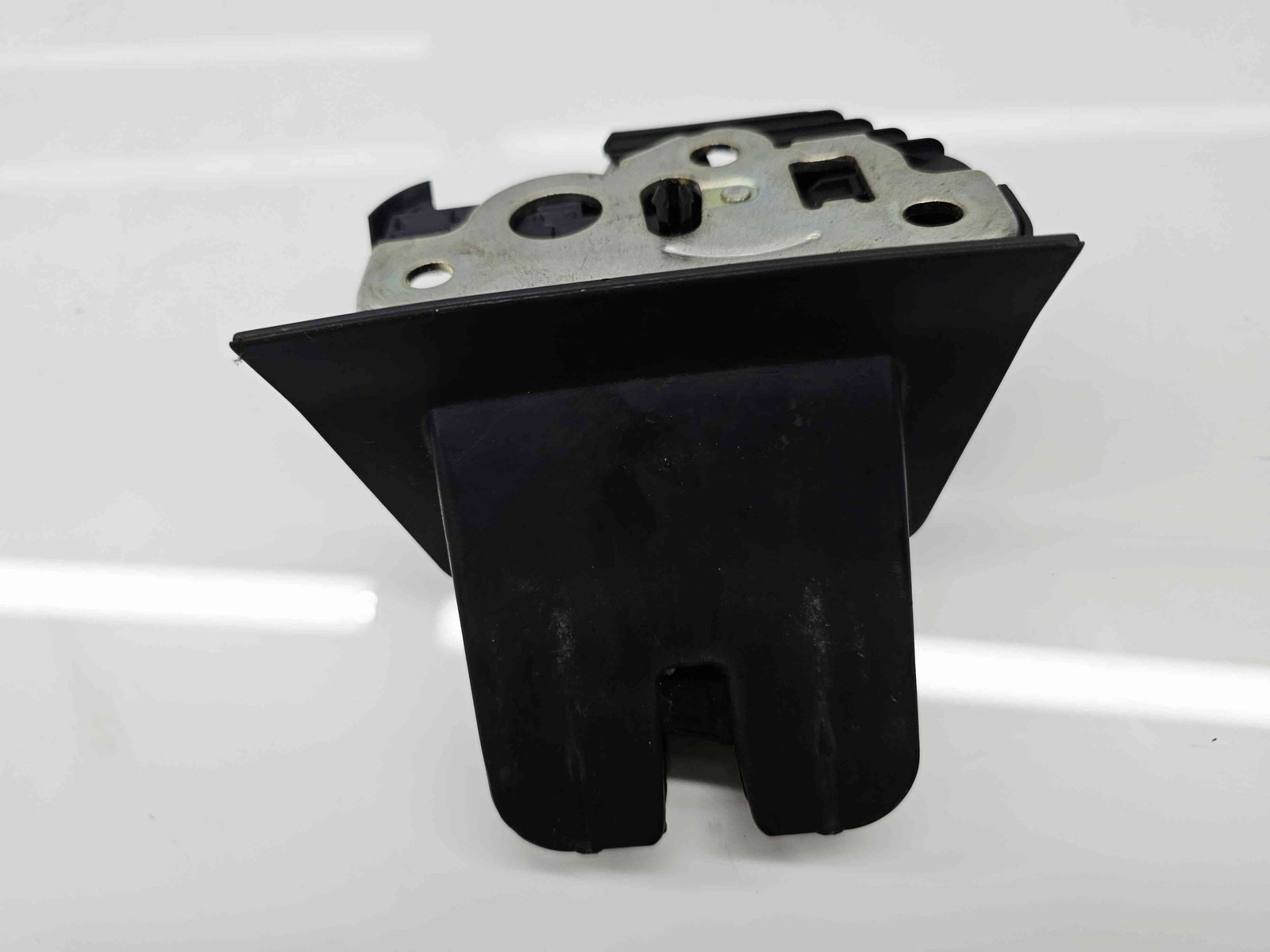 Broasca haion Audi A4 (8K5, B8) Avant [Fabr 2008-2015] - imagine 5