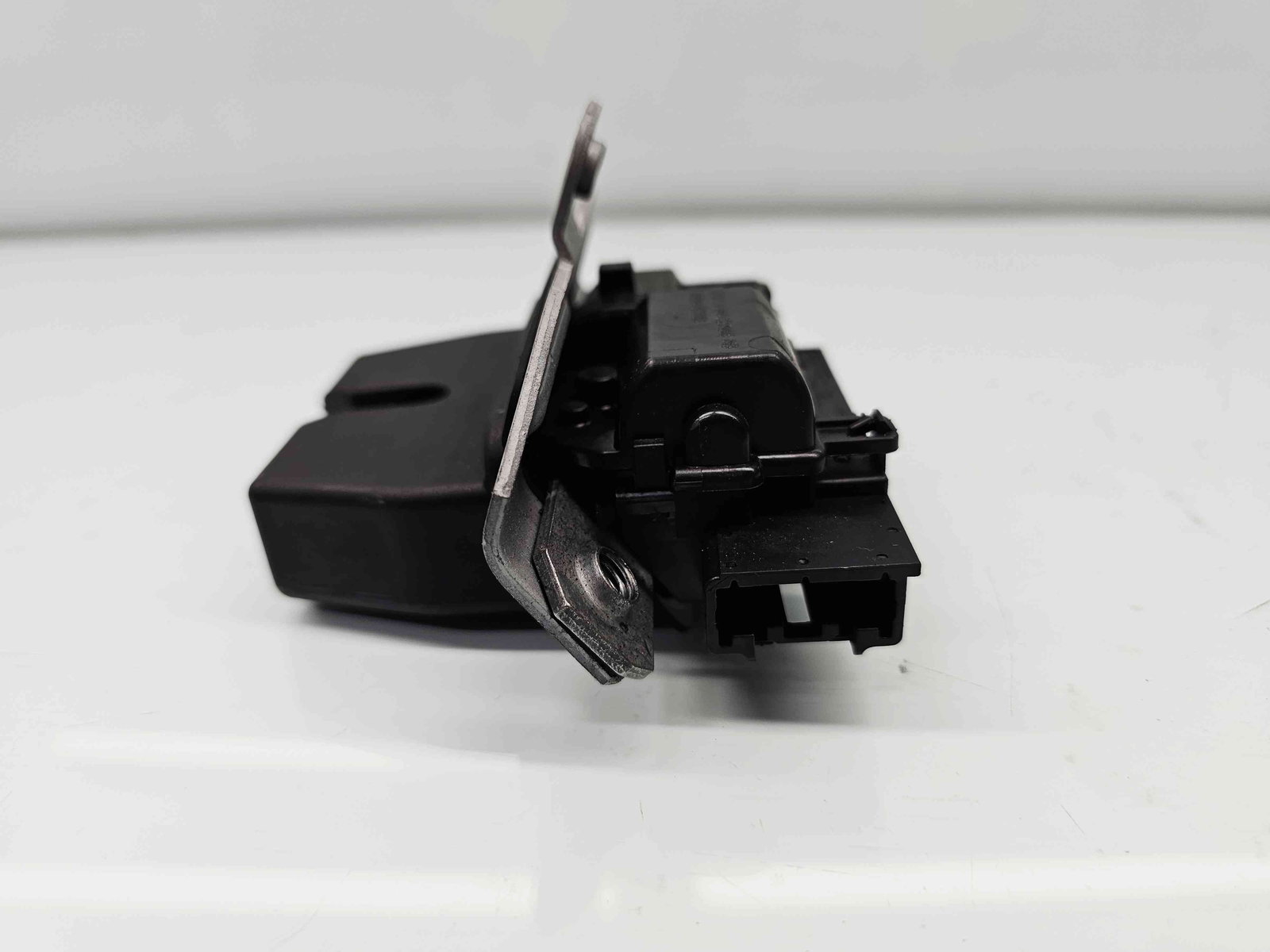 Broasca haion Ford Mondeo 5 Hatchback [Fabr 2014-2022] - imagine 3