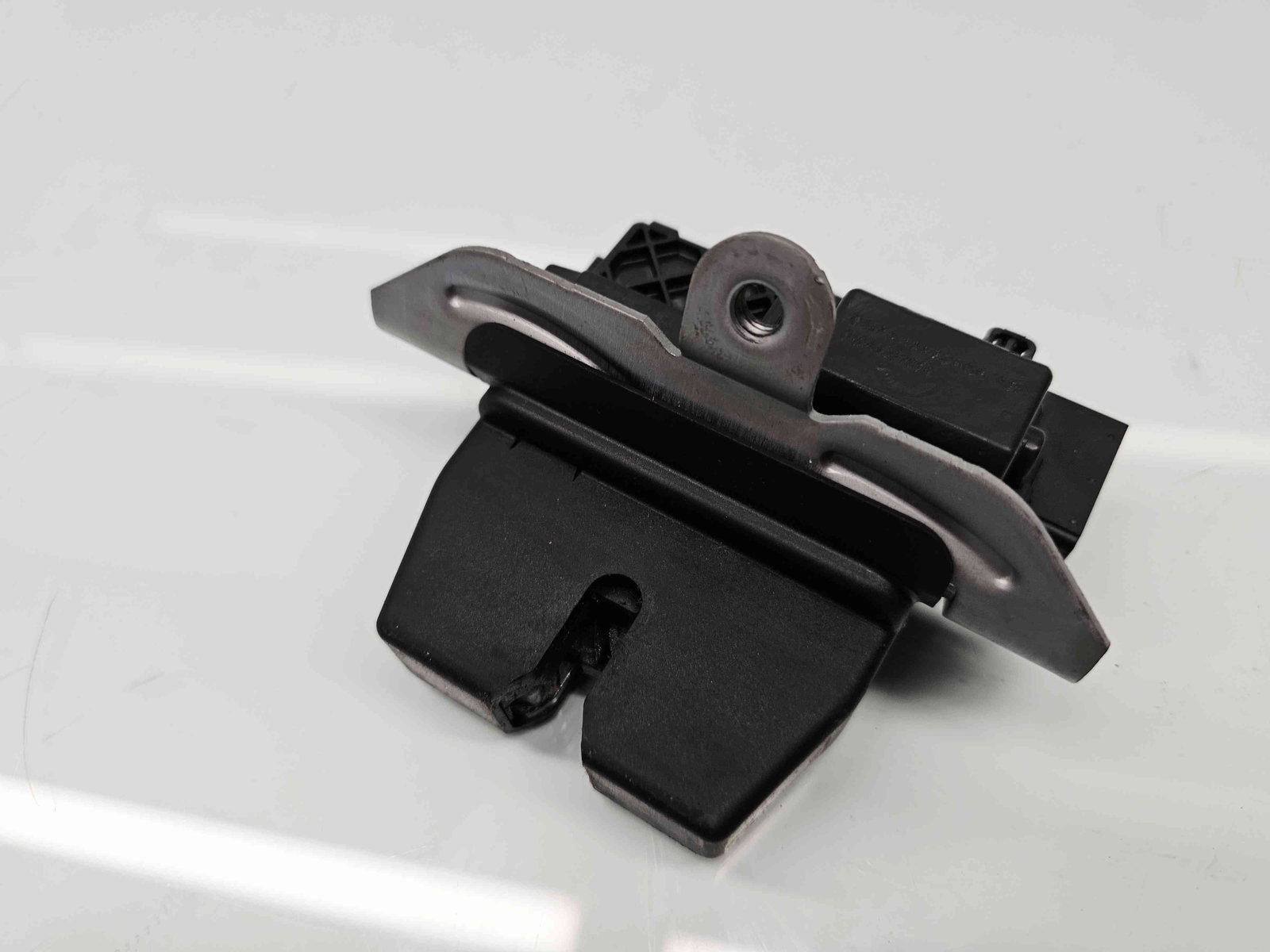 Broasca haion Ford Mondeo 5 Hatchback [Fabr 2014-2022] - imagine 6