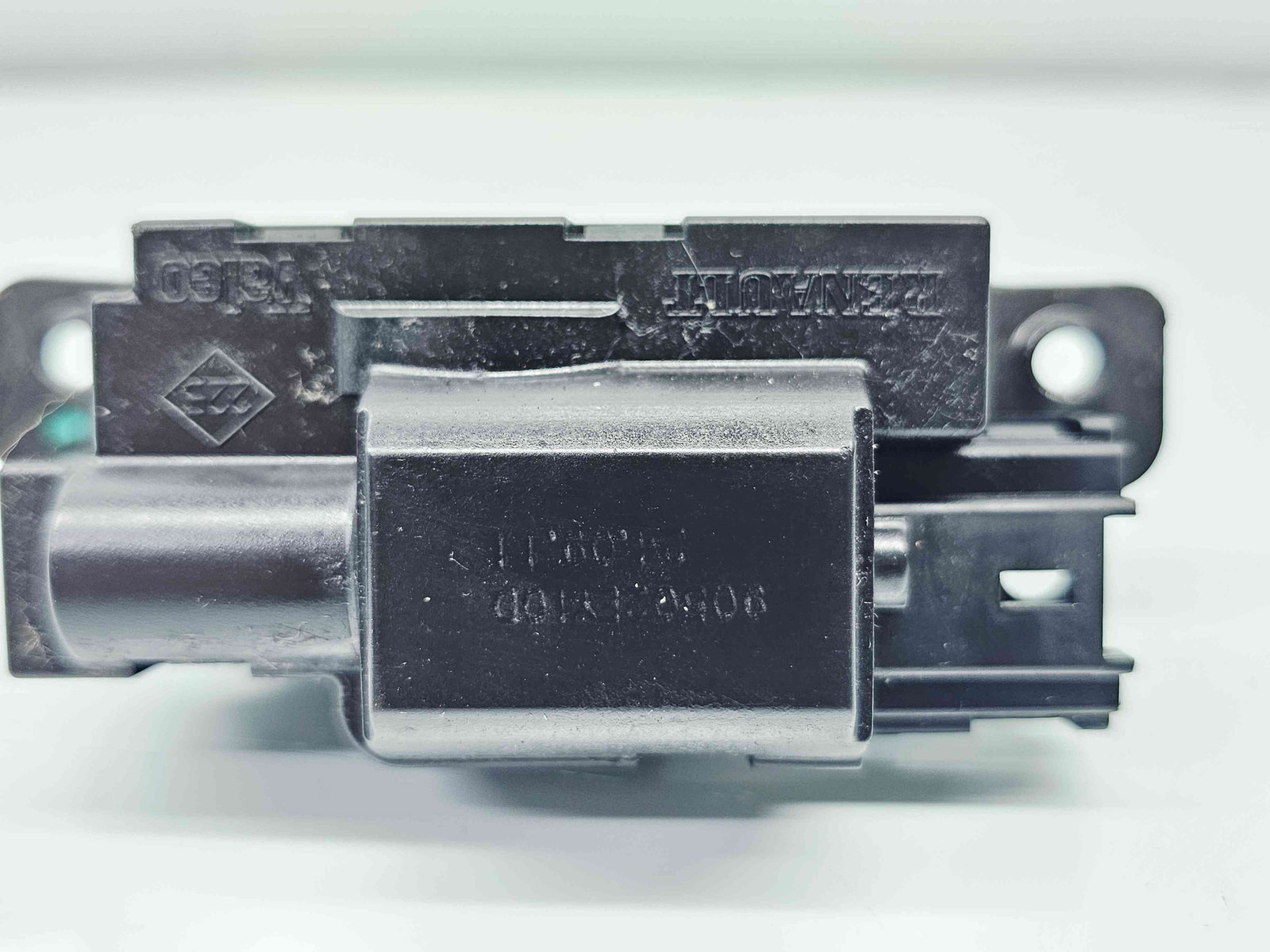 Broasca haion Nissan Qashqai Facelift (2) [Fabr 2009-2013] - imagine 2