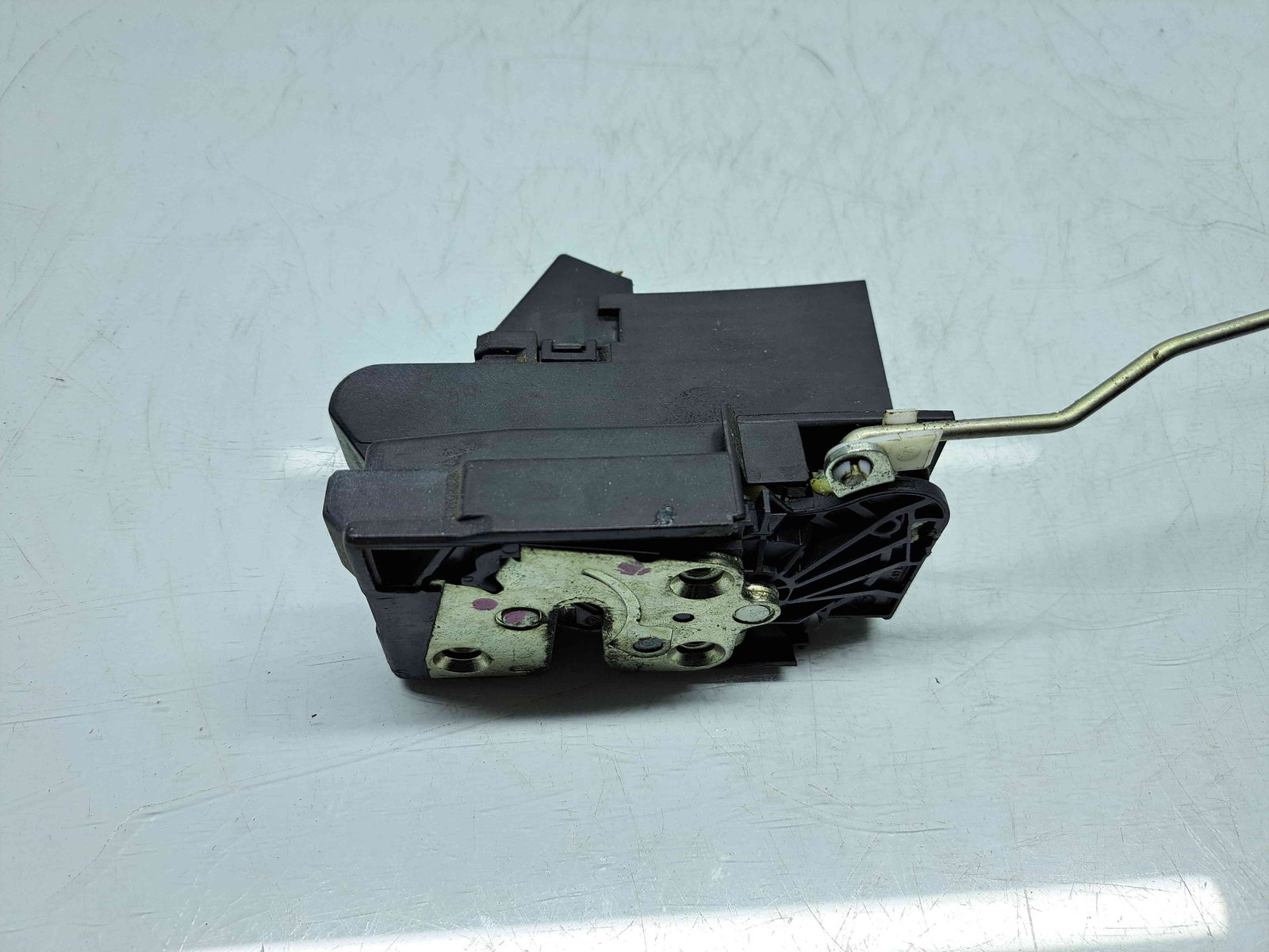 Broasca usa dreapta fata Dacia Sandero 2 [Fabr 2012-prezent] - imagine 4