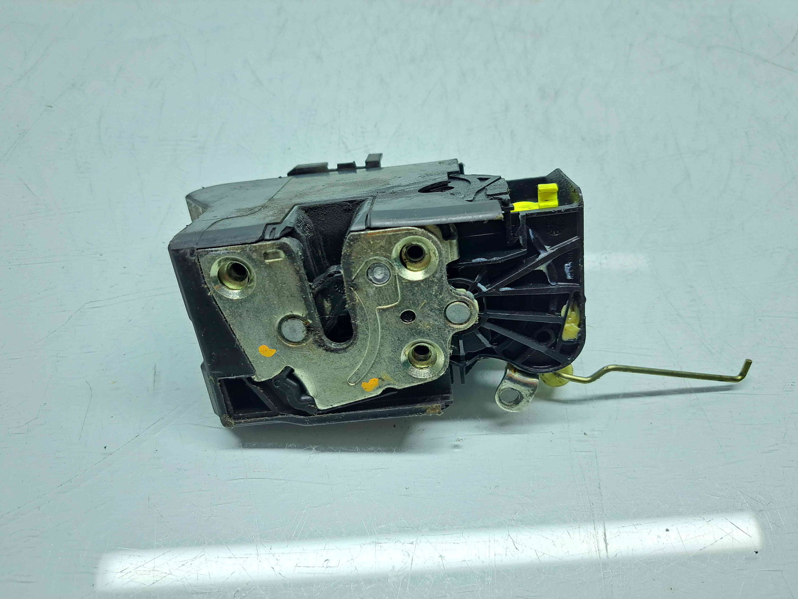 Broasca usa stanga fata Dacia Sandero 2 [Fabr 2012-prezent] - imagine 1