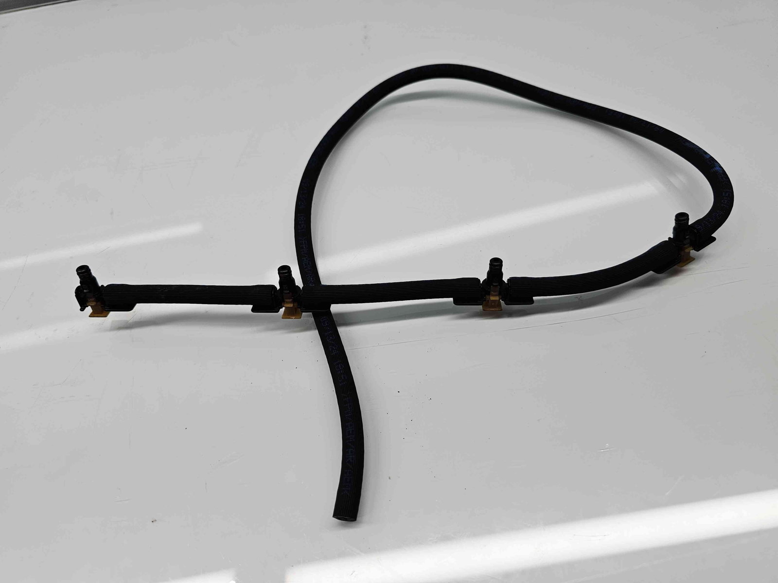 Conducta retur injectoare Bmw 5 (F10) [Fabr 2011-2016] OEM 2.0 N47D20 135KW / 184CP - imagine 4