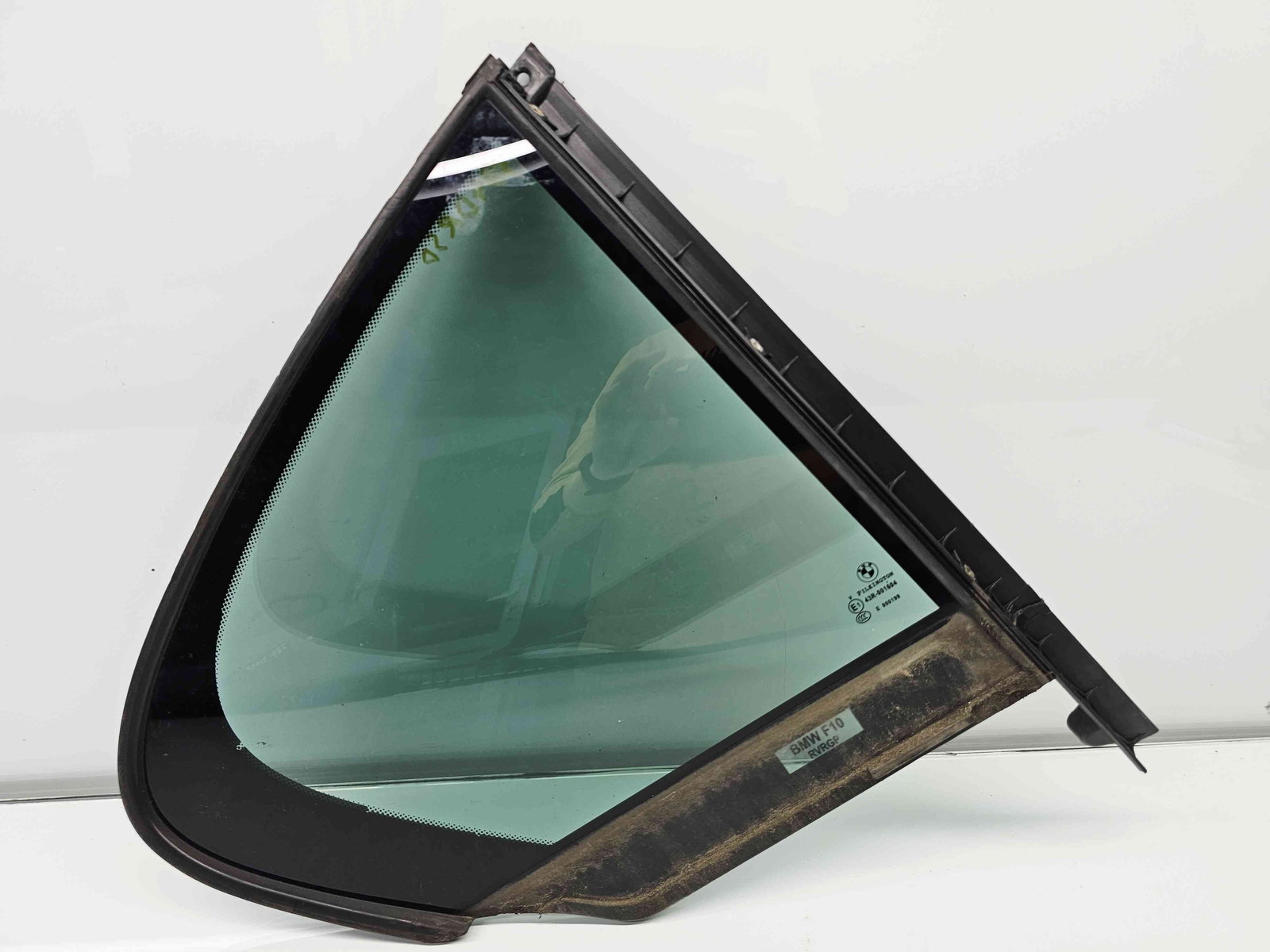 Geam fix usa dreapta spate Bmw 5 (F10) [Fabr 2011-2016] - imagine 1