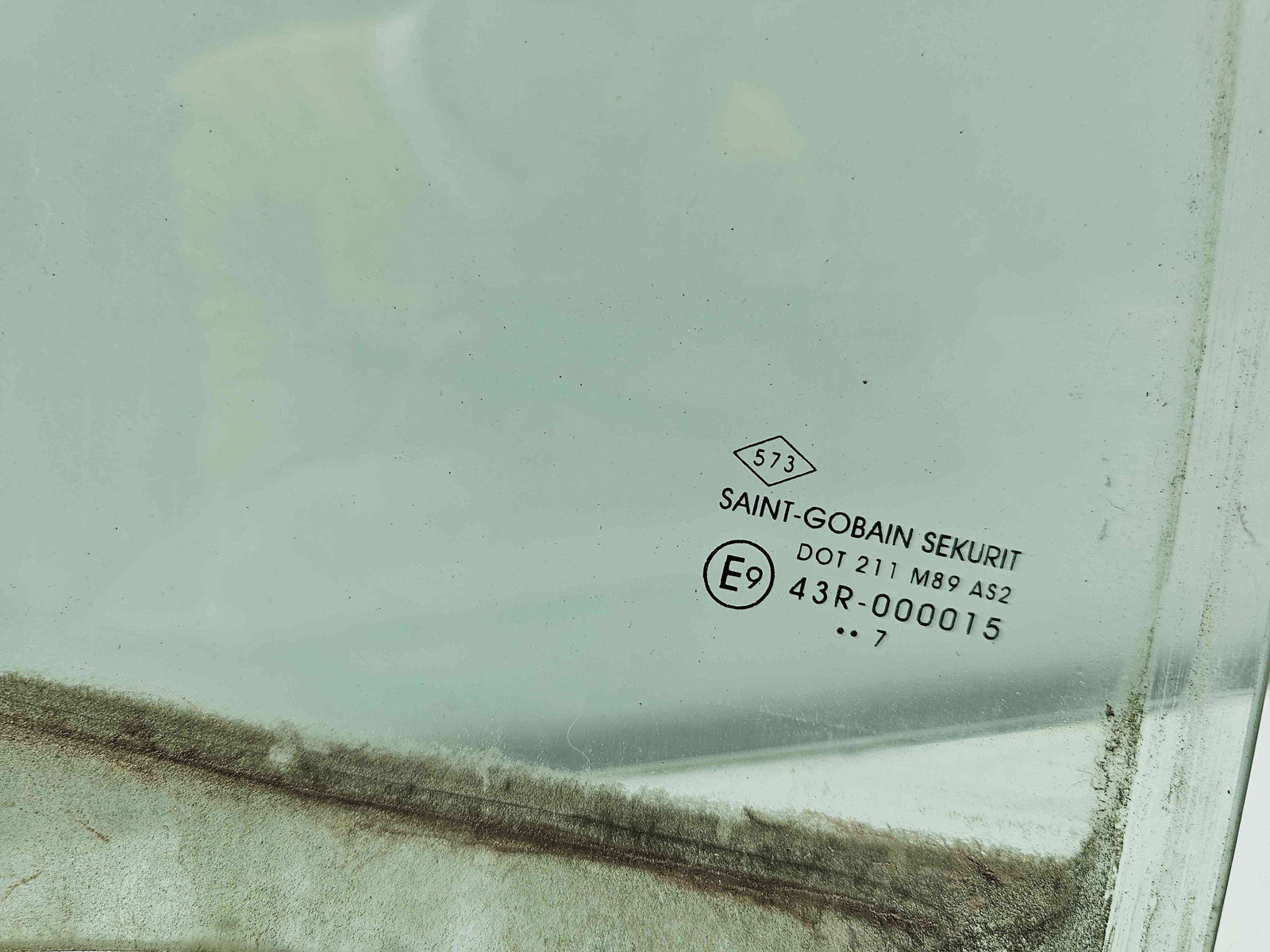 Geam usa dreapta spate Dacia Sandero 2 [Fabr 2012-prezent] - imagine 2