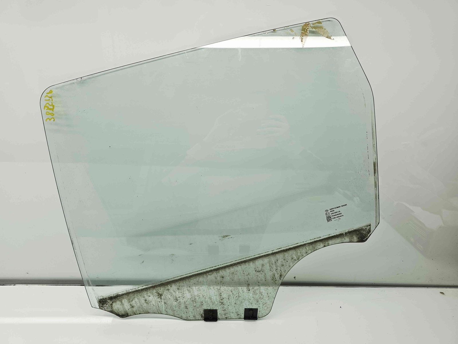 Geam usa stanga spate Dacia Duster [Fabr 2010-2017] - imagine 1