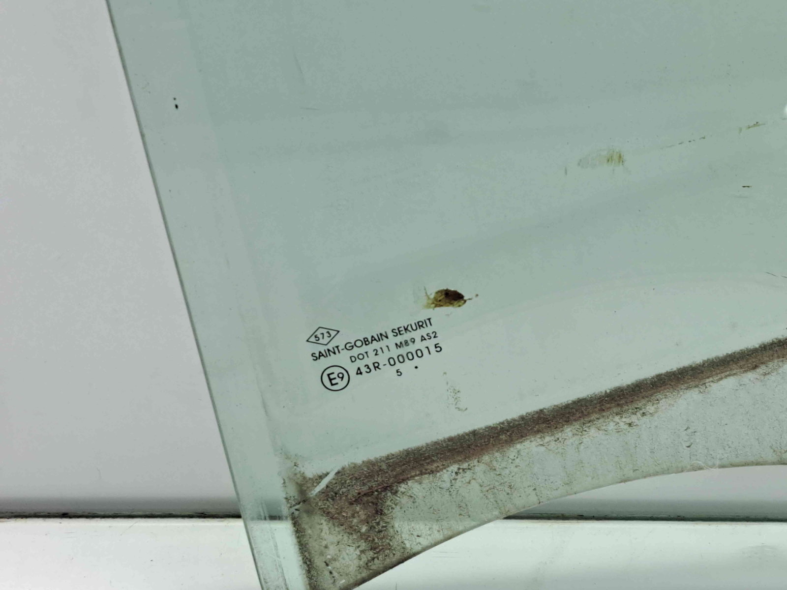 Geam usa stanga spate Dacia Sandero 2 [Fabr 2012-prezent] - imagine 2