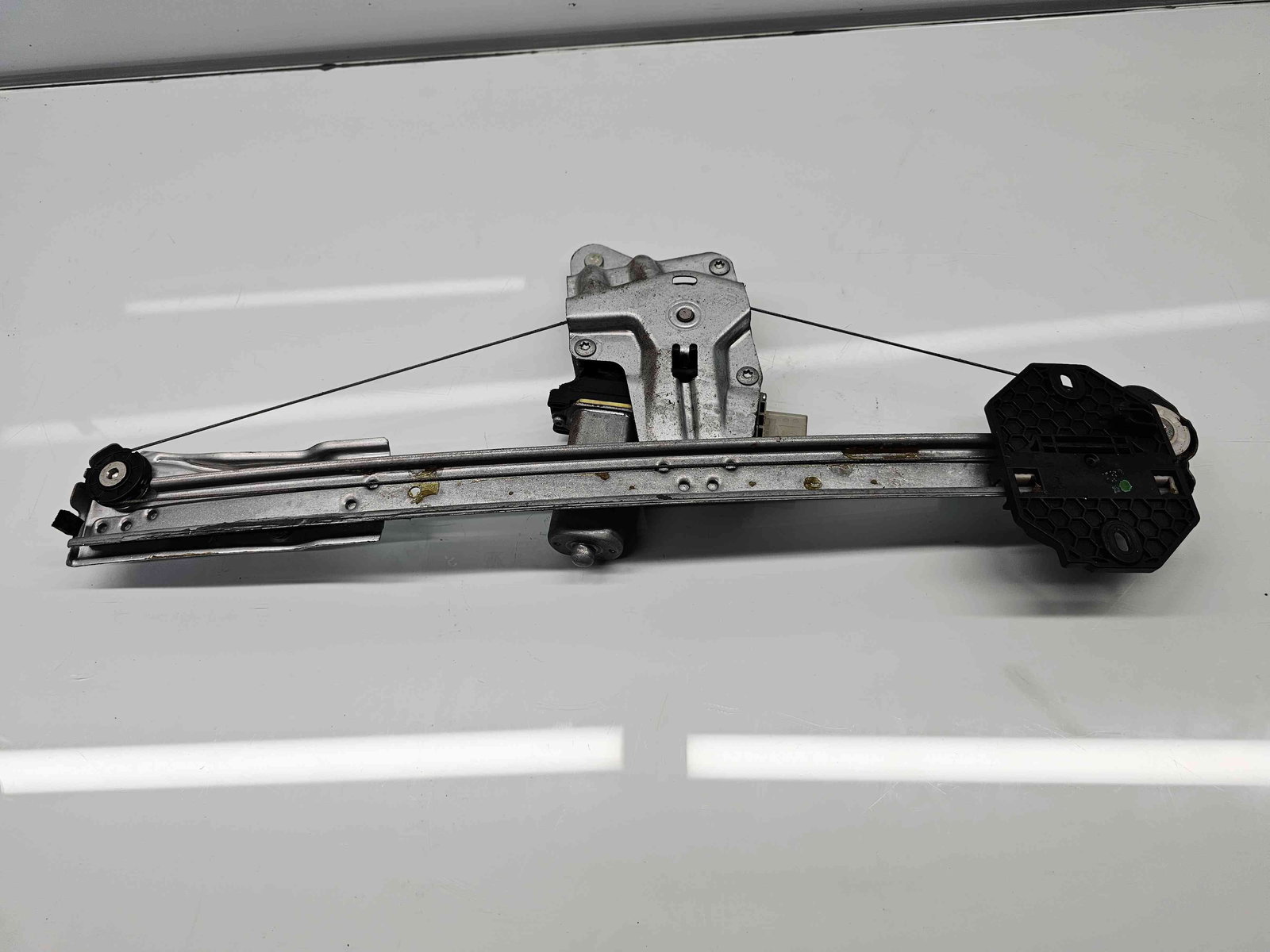 Macara electrica geam dreapta fata Dacia Sandero 2 [Fabr 2012-prezent] - imagine 5