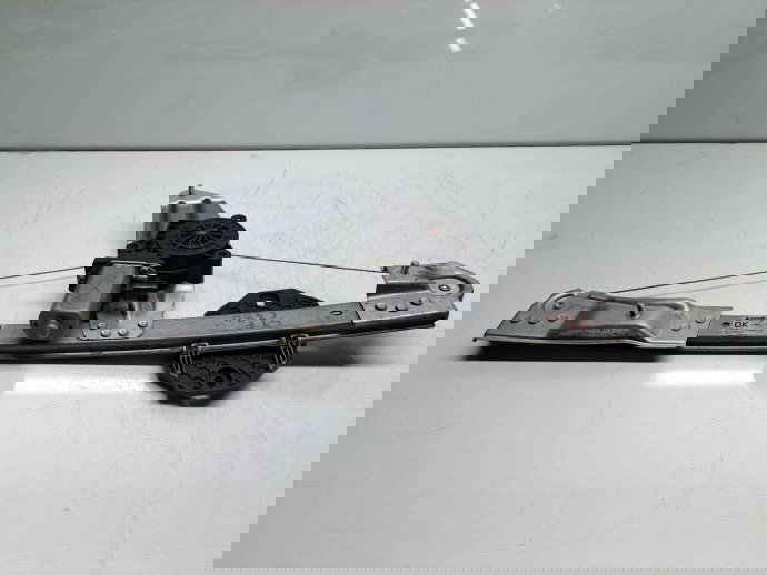 Macara electrica geam stanga fata Dacia Sandero 2 [Fabr 2012-prezent]