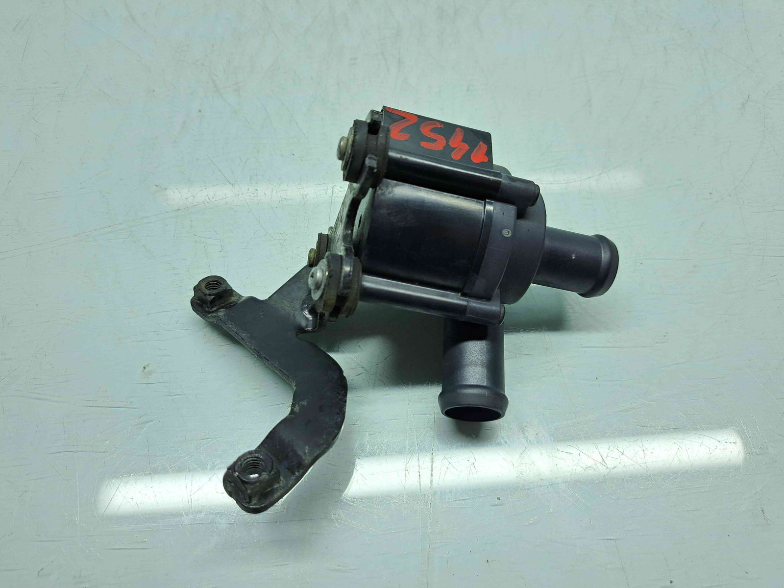 Pompa recirculare apa Audi A7 Sportback (4GA) [Fabr 2011-2017] 0Z9121601A 4.0 TFSI CEUC 309KW / 420CP - imagine 2