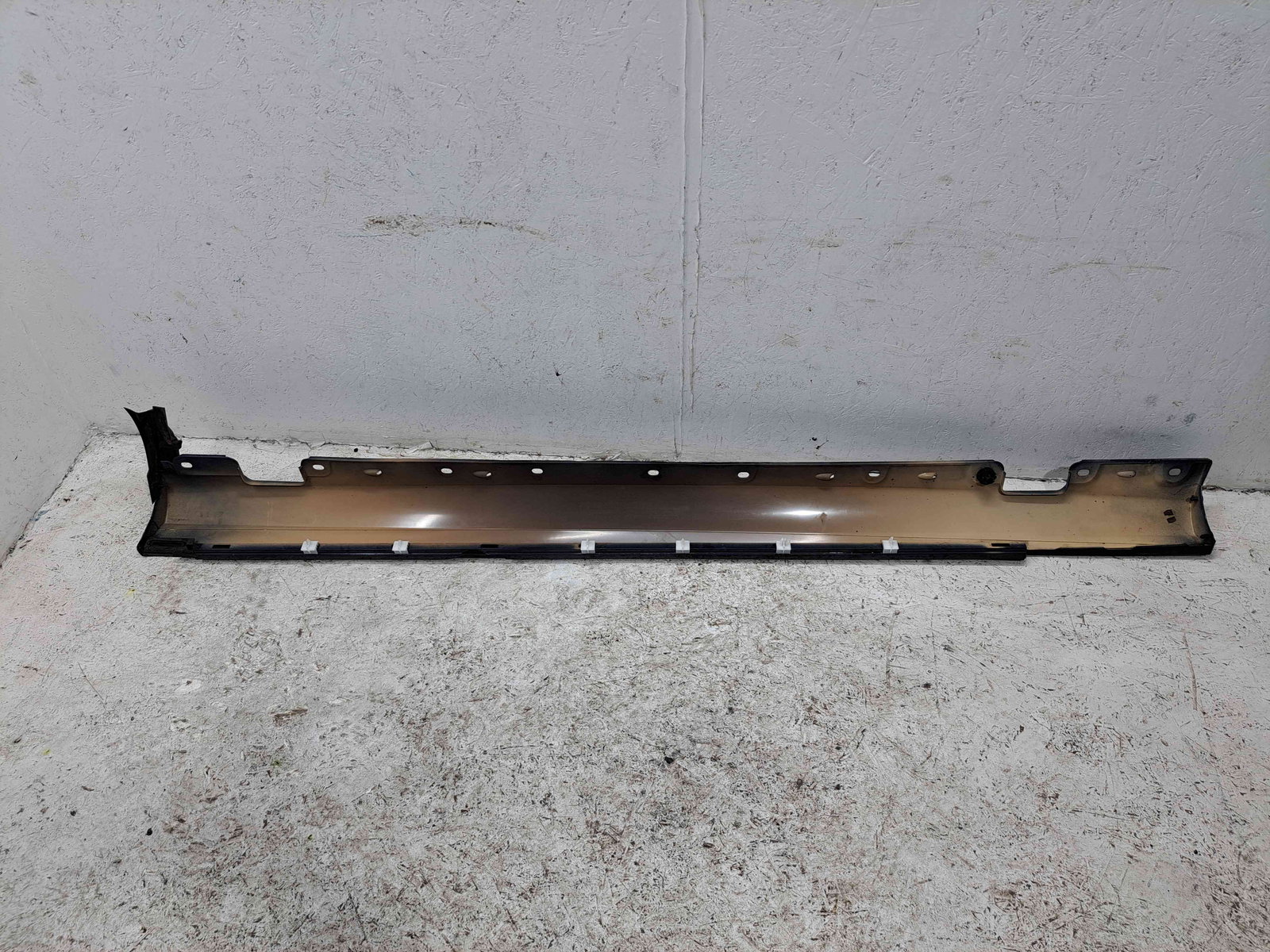 Prag lateral stanga Mercedes Clasa C (W203) [Fabr 2000-2007] - imagine 4