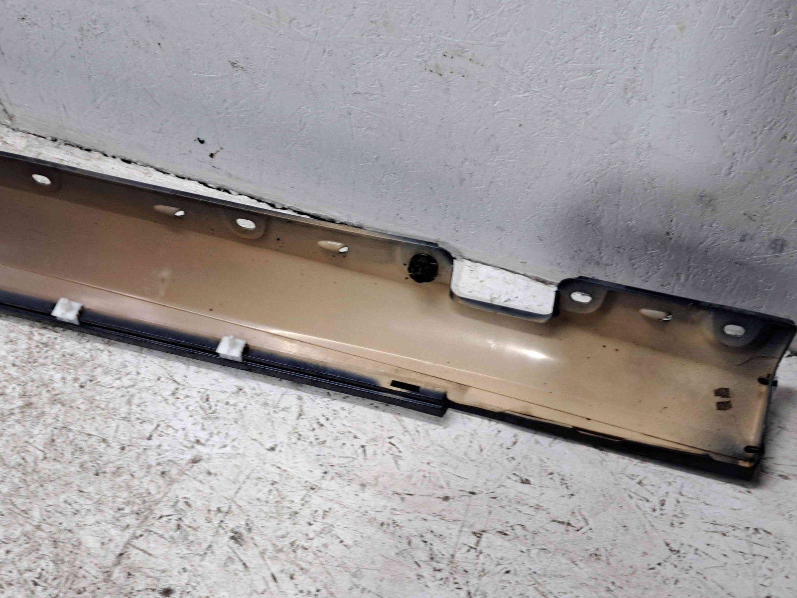 Prag lateral stanga Mercedes Clasa C (W203) [Fabr 2000-2007] - imagine 5