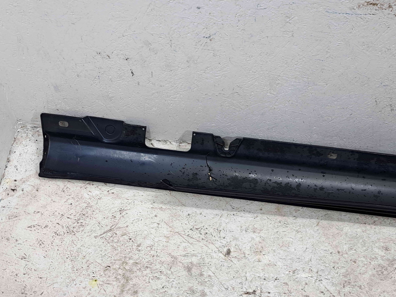 Prag lateral stanga Mercedes Clasa C Combi (W205) [Fabr 2015-prezent] - imagine 7