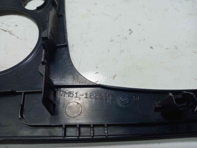 Ornament bord 7M5118522C Ford Focus 2 1.6 2004-2012