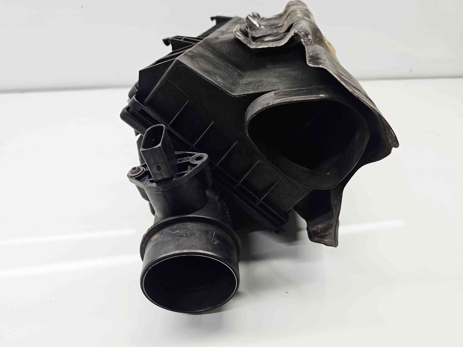 Carcasa filtru aer Mercedes Clasa C (W203) [Fabr 2000-2007] A6110902301 2.7 CDI 612963 120KW / 163CP - imagine 4