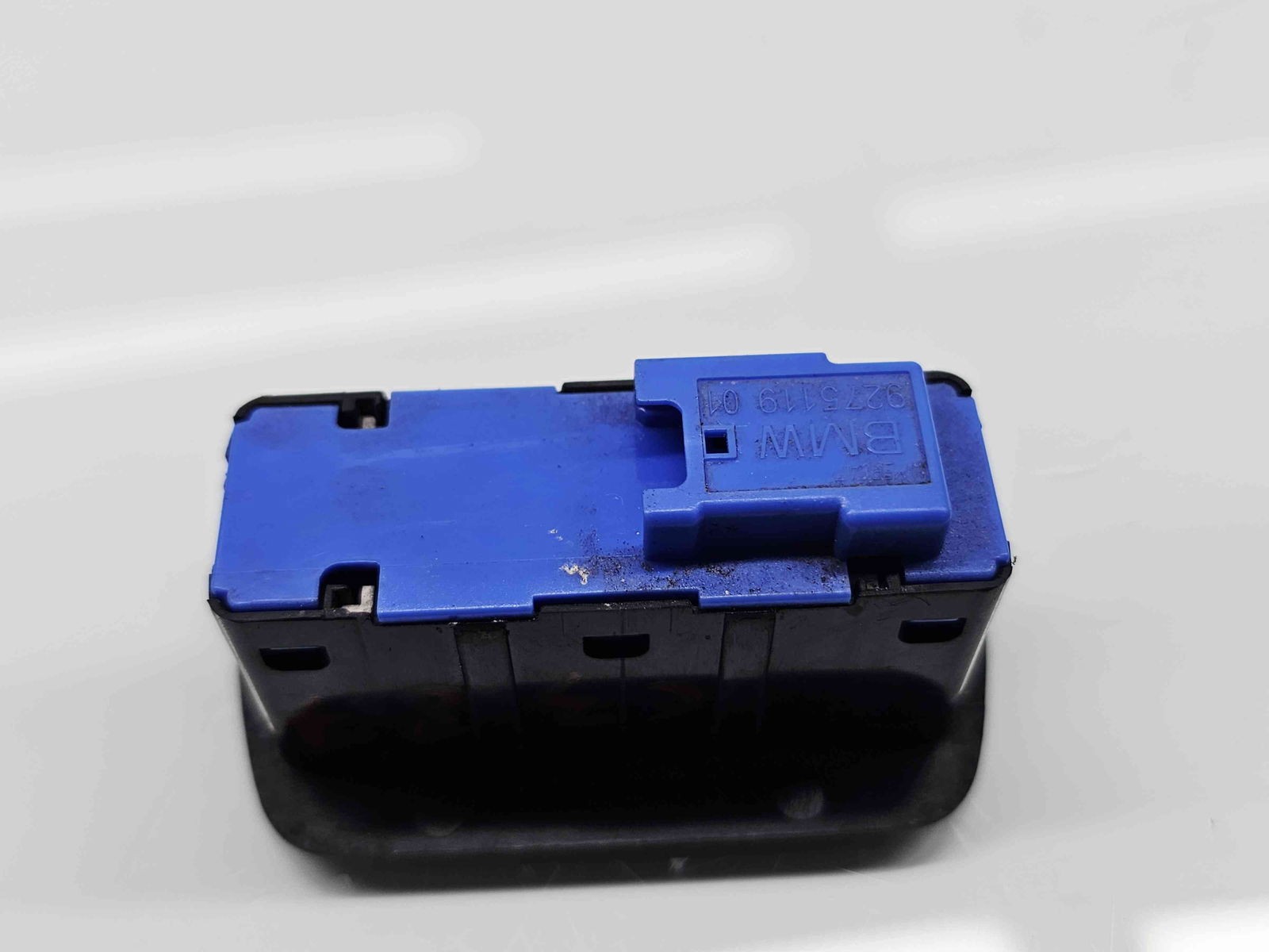 Buton deschidere portbagaj Bmw X4 (F26) [Fabr 2012 -2018] 9275119 - imagine 5