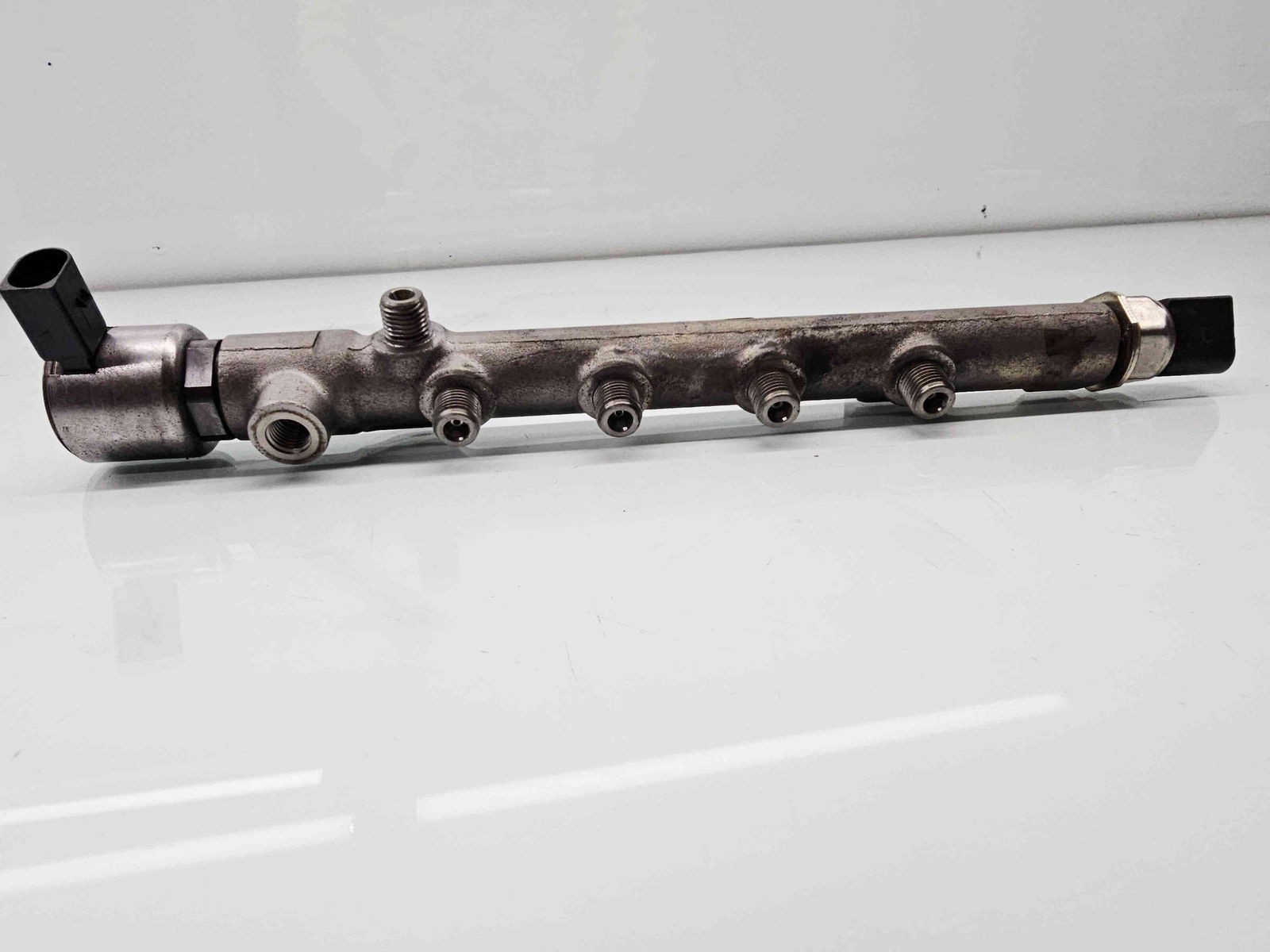 Rampa injectoare Mercedes Clasa GLA (X156) [Fabr 2013-prezent] A6510700700 2.2 CDI 651921 125KW / 170CP - imagine 2