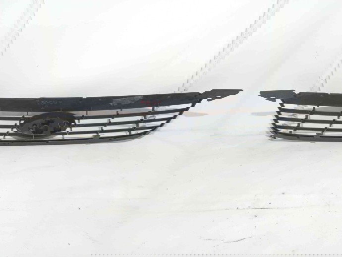 Grila capota 8M518200BF Ford Focus 2 1.6 2004-2012