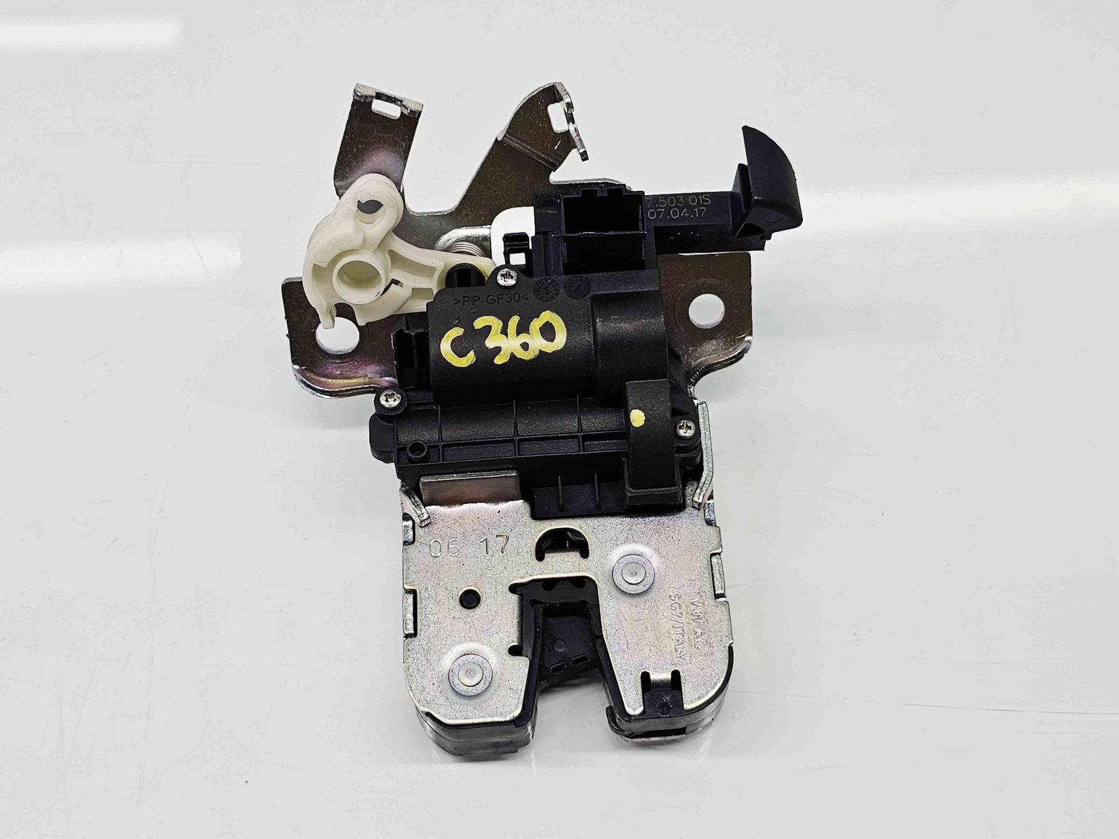 Broasca haion Audi A4 (8W2, B9) [Fabr 2015-2023] - imagine 1