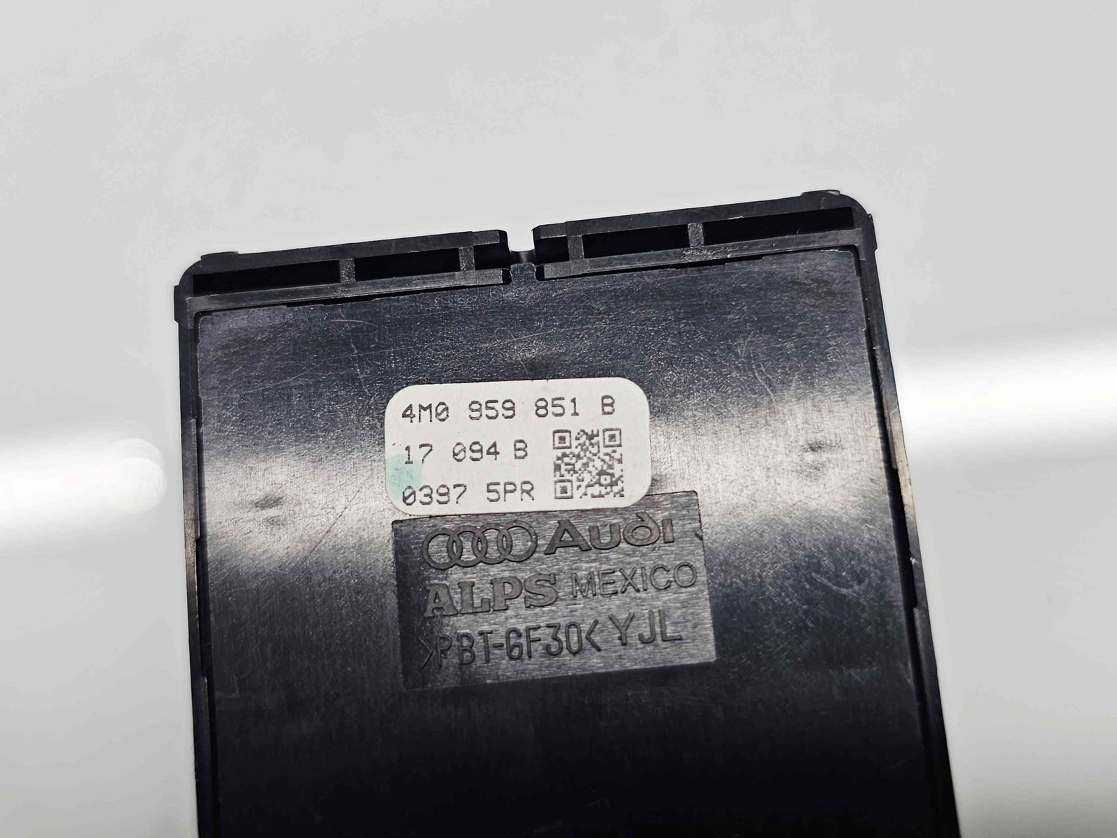 Butoane comanda geamuri sofer Audi A4 (8W2, B9) [Fabr 2015-2023] 4M0959851B - imagine 4