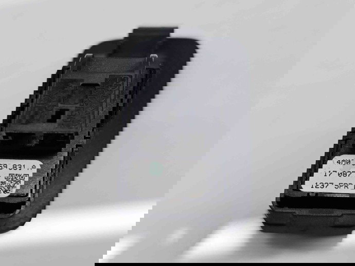  Buton deschidere portbagaj Audi A4 (8W2, B9) [Fabr 2015-2023] 4M0959831A