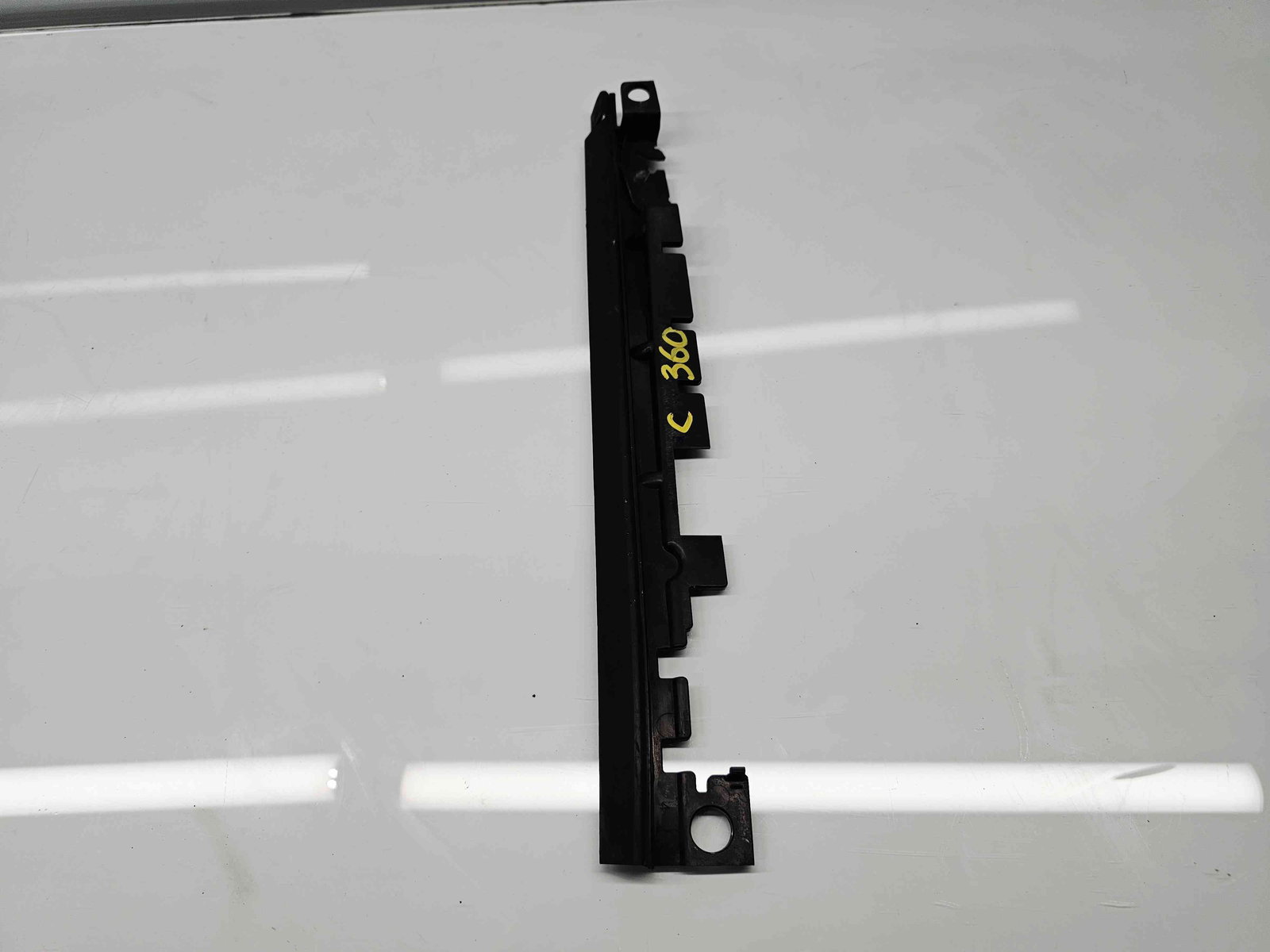 Deflector aer Audi A4 (8W2, B9) [Fabr 2015-2023] - imagine 4