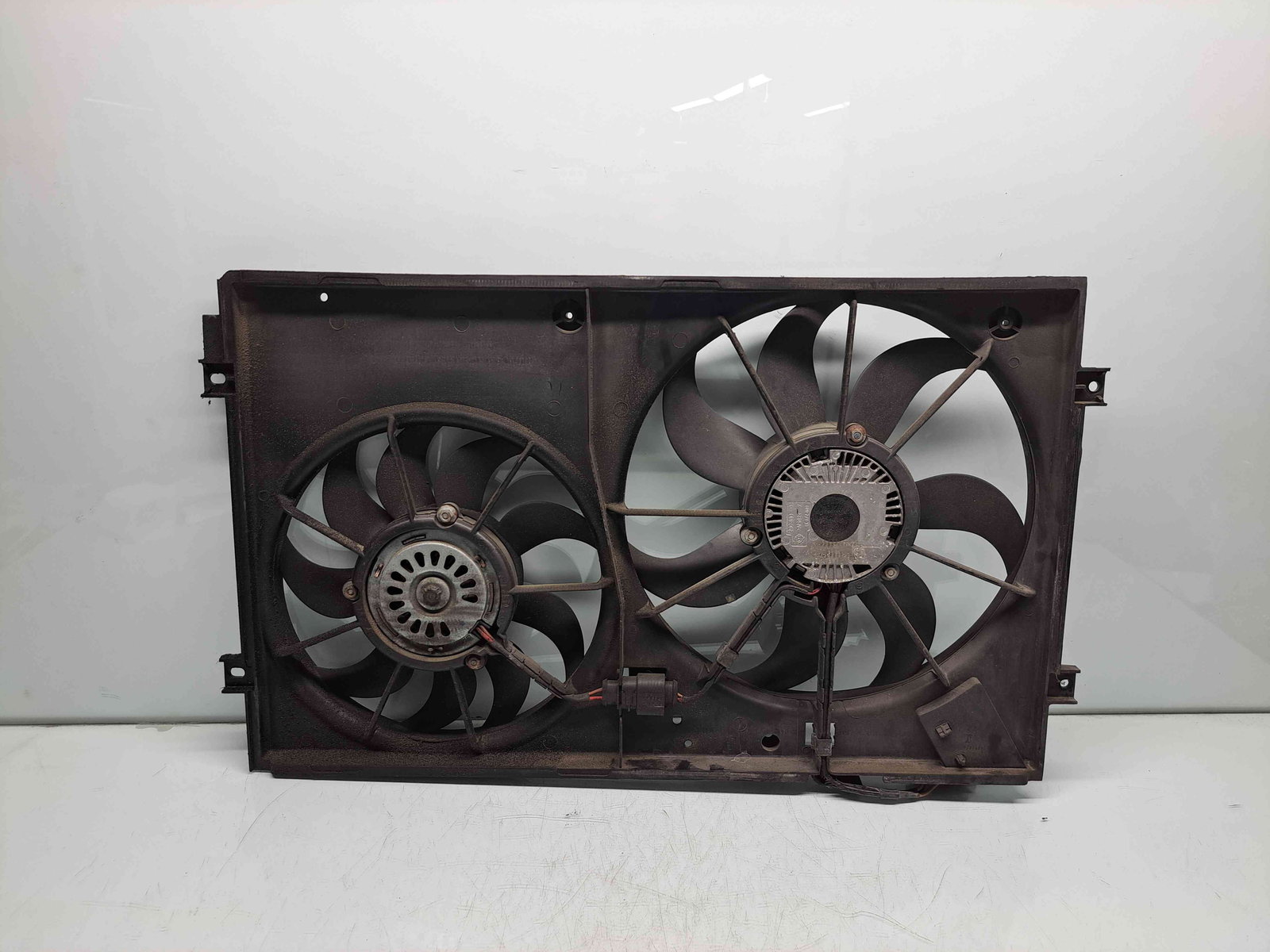 Electroventilator Volkswagen Touran (1T1, 1T2) [Fabr 2003-2010] Facelift 1K0121207B 1.9 TDI BLS 77KW / 105CP - imagine 5