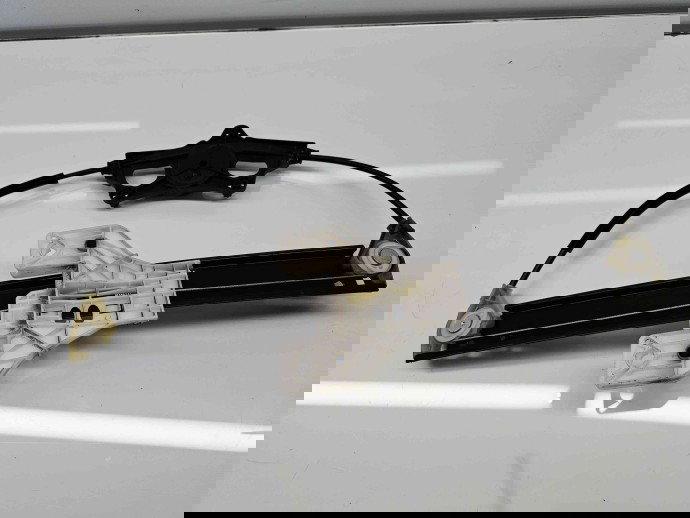 Macara electrica geam dreapta spate Audi A4 (8W2, B9) [Fabr 2015-2023]