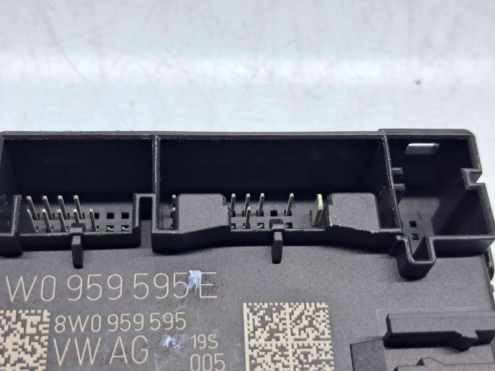 Modul confort Audi A4 (8W2, B9) [Fabr 2015-2023] 8W0959595E - imagine 2