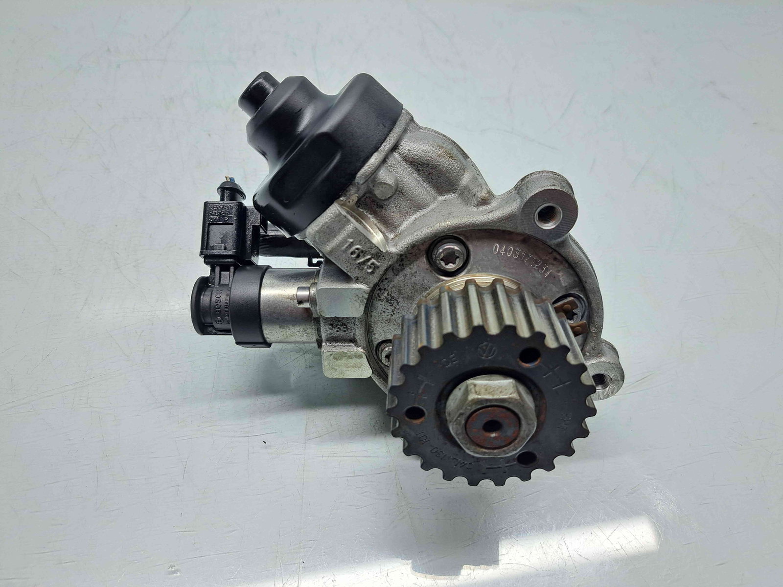 Pompa inalta presiune Audi A4 (8W2, B9) [Fabr 2015-2023] 04L130755E / 0445010538 2.0 TDI DETA 140KW / 190CP - imagine 4