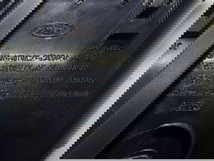 Grila aerisire centrala OEM Ford Focus 2 1.6 2004-2012