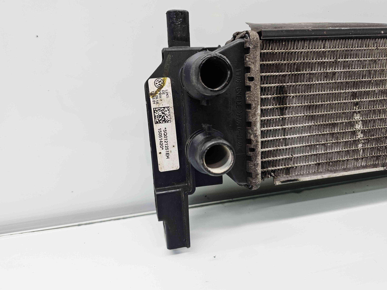 Radiator auxiliar racire apa Volkswagen Golf 7 (5G) [Fabr 2014-prezent] 5Q0121251EH 1.6 TDI CLHA 77KW / 105CP - imagine 2